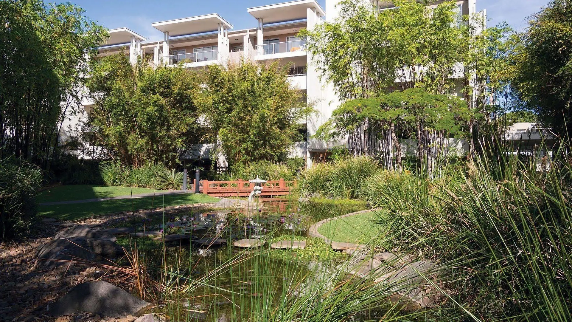 Oaks Brisbane Mews Suites 4*,